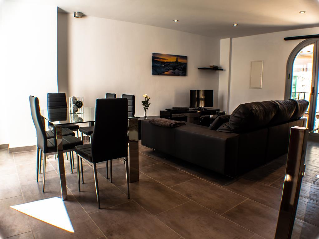 Vakantiehuis Townhouse Calvari By Homevillas360